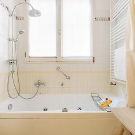 Casa Ilaria 3*